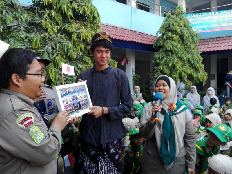 Ayuhiko Guru Jepang Di Sekolah Dasar Muhammadiyah Manyar 1