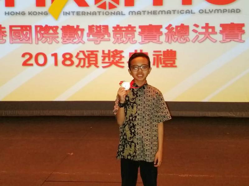 Siswa Sd Muhida Raih Medali Emas Olimpiade Matematika Hongkong