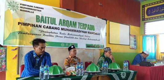 PCM Mandalle, Kacamatan Bajang Barat, Kabupaten Gowa, Sulawesi Selatan, menggelar Baitul Arqam Terpadu di MI Muhammadiyah Ballatabbua.