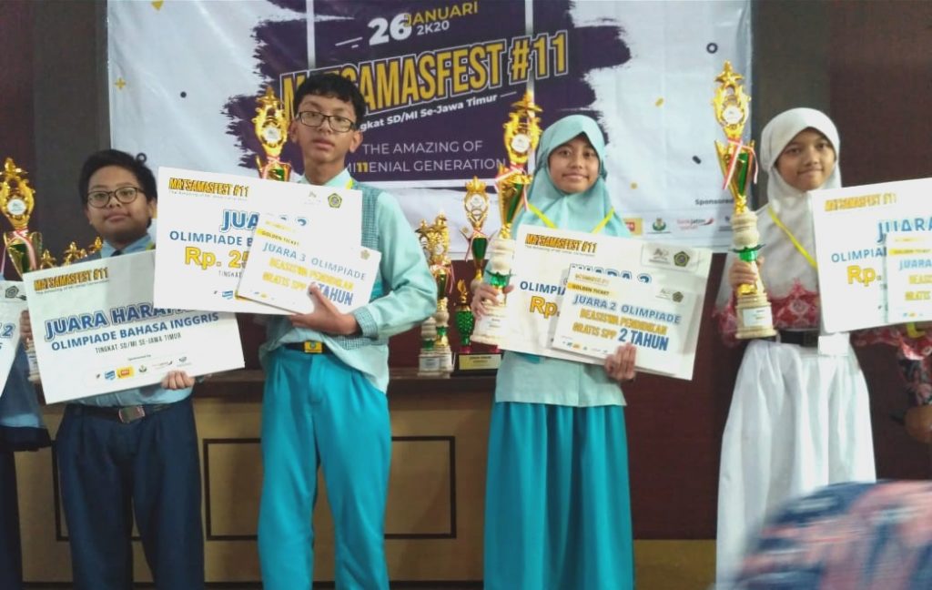 SDMM meraih juara dalam Olimpiade MTs Maskumambang Festival (Matsamas Fest) #11, lewat Callista Sella Asty Jenar dan Kenza Veryzko Aulia Rahman.