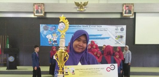 - SMPM 7 Cerme Gresik meraih juara III lomba Membaca Puisi Matematika di SME tingkat Jawa Timur, Ahad (16/2/20). Irma Rahmawati mendapat prestasi urutan III.