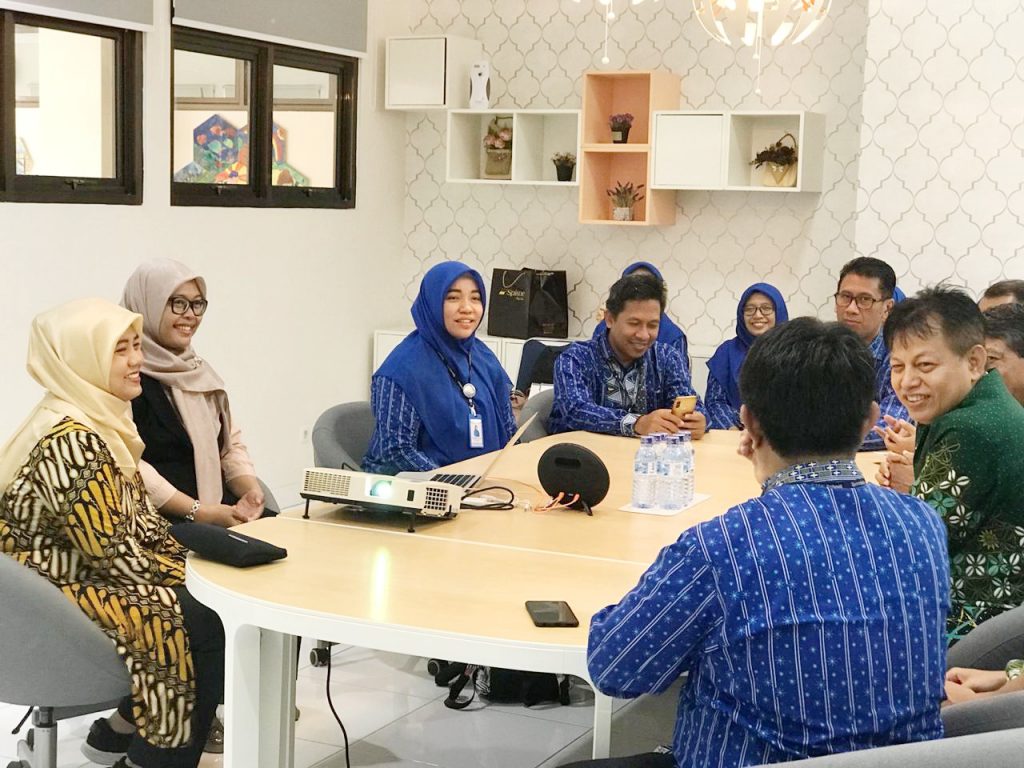 Mugeb School mengunjungi Budi Mulia Dua (BMD) Foundation Yogyakarta, Kamis (21/2/20). BMD Foundation mengelola sejumlah 17 unit sekolah yang tersebar di Yogyakarta.