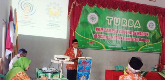 PDM Kabupaten Madiun turba ke PCM Dolopo memperkuat jamaah Muhammadiyah. (Supriyono/PWMU.CO)