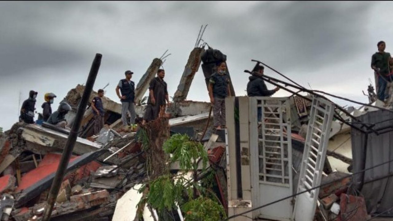 Info Gempa Hari Ini Di Sulawesi - E Jurnal