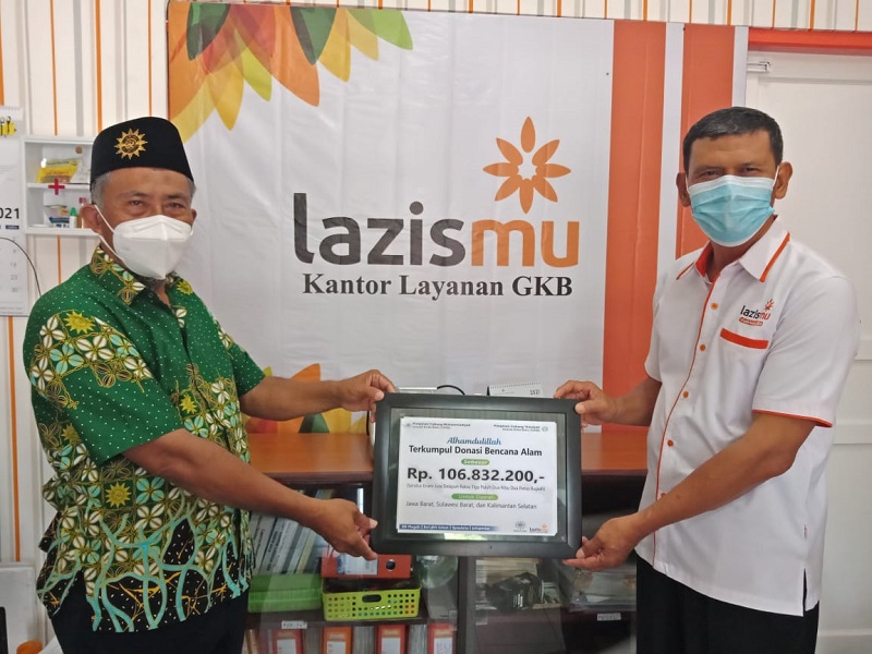 Rp 100 juta donasi Lazismu GKB untuk bencana Indonesia sesuai dengan instruksi Pimpinan Wilayah Muhammadiyah (PWM) Jawa Timur nomor 2062/INS/II.O/C/2021 dan surat Lembaga Penanggulangan Bencana Pimpinan Pusat (PP) Muhammadiyah nomor 024/I.16/H/2021.