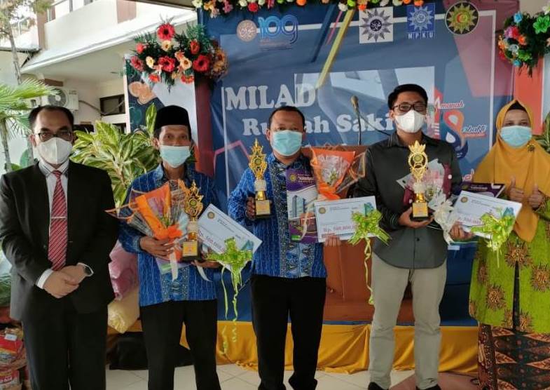 Predikat Sekolah Semangat dan Berprestasi dinobatkan untuk MTs Muhammadiyah 2 (Muda) Kedungadem, Bojonegoro pada Kamis (18/11/21).