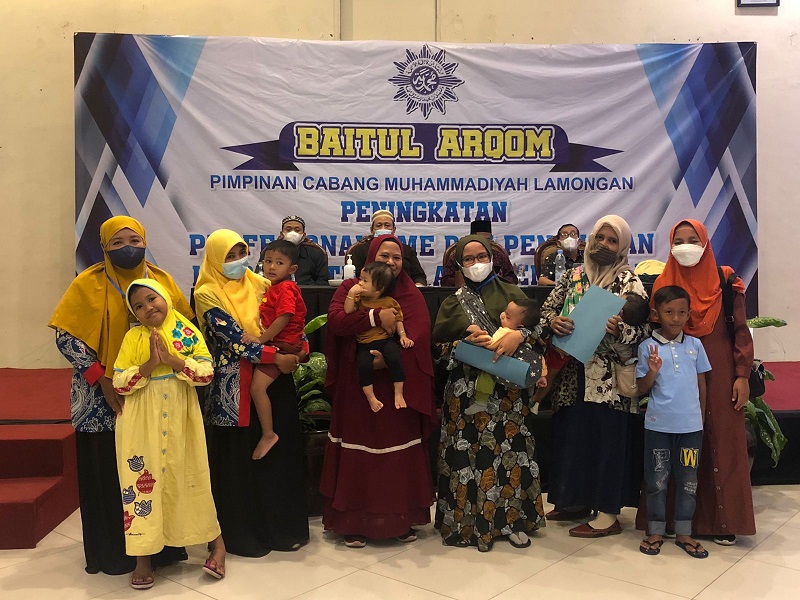 Keunikan peserta kegiatan Baitul Arqom Pimpinan Cabang Muhammadiyah (PCM) Lamongan di Hotel Tretes, Senin-Selasa (20-21/12/21).