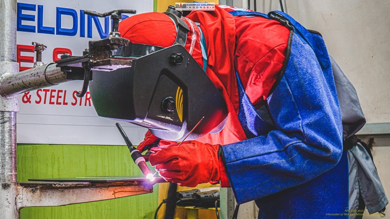 Kampuh Welding Indonesia (KWI) meluluskan 5800 welder melalui Diklat Welder Profesional bersertifikat international dan nasional.