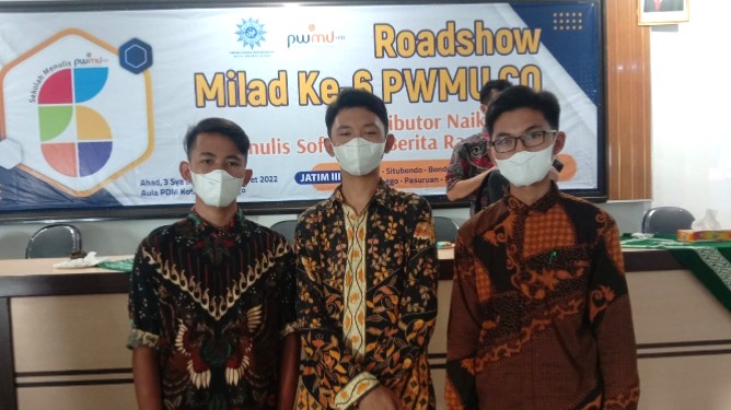 Santri SPEAM Jadikan Roadshow Milad Ke-6 PWMU.CO Jatim III sebagai Penyuntik Energi Semangat Menulis, laporan Kontributor Kota Pasuruan Dadang Prabowo.