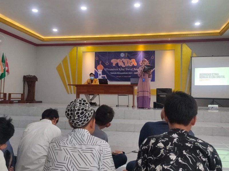 Etika Remaja Dibahas di PKDA SMP Mulia Bungah, liputan kontributor PWMU.CO