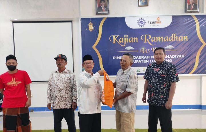Lazismu Lumajang Himpun ZIS Ramadhan Hampir 0,5 M, liputan kontributor PWMU.CO Kabupaten Lumajang Kuswantoro.