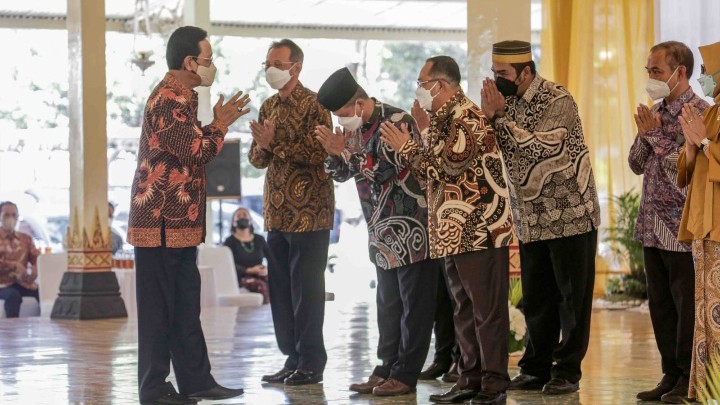 Dosen UAD Ini Dikukuhkan Gubernur DIY sebagai Dewan Pendidikan DIY, liputan kontributor PWMU.CO Yogyakarta Affan Safani Adham.