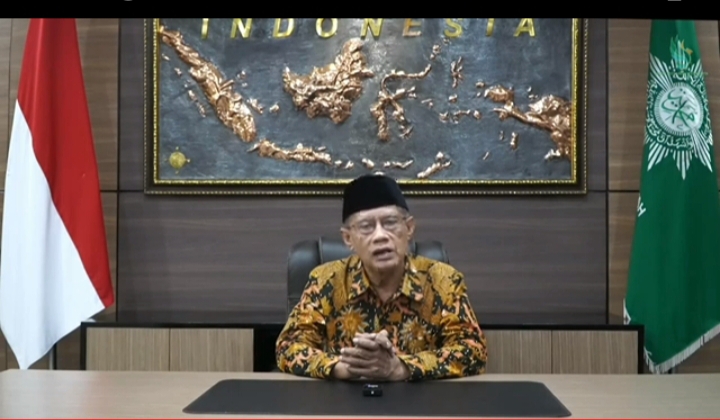 Ketua Umum PP Muhammadiyah, Prof Dr Haedar Nashir MSi, menyampaikan lima pesan bagi mahasiswa baru Unisa Yogyakarta saat pembukaan Mataf yang berlangsung Senin, (26/9/2022) (Tangkapan layar Nely Izzatul/PWMU.CO)