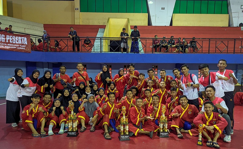 Atlet Tapak Suci Pimda 026 Lamongan Borong Juara Umum Jatim Open Pwmu