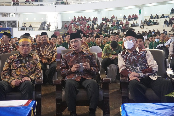 Jihad ekonomi Muhammadiyah agar jadi kekuatan baru di Indonesia; Liputan Darul Setiawan langsung dari Dome UMM.