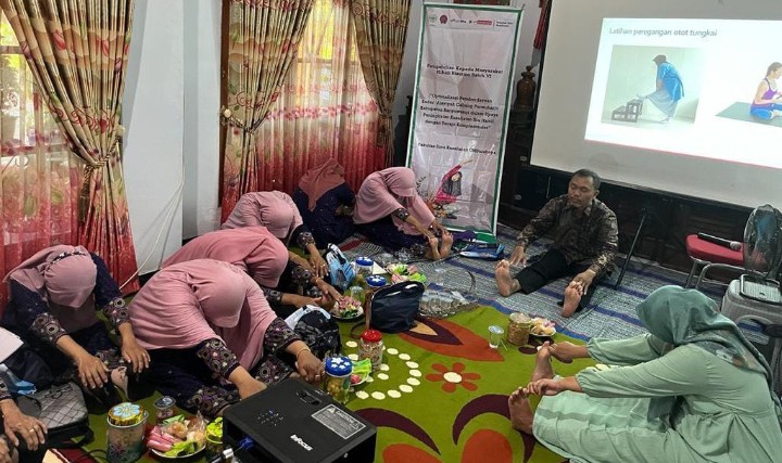 FIK UMSurabaya Gandeng Aisyiyah Purwoharjo Terapi Komplementer Ibu