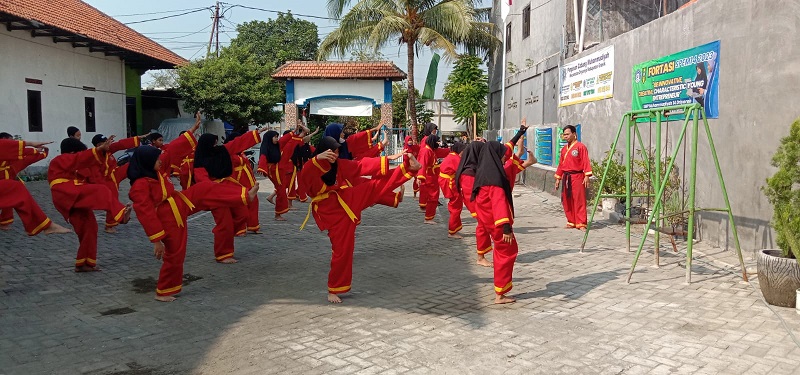 Spemia Gelar Latihan Dasar Tapak Suci Pwmu Co Portal Berkemajuan