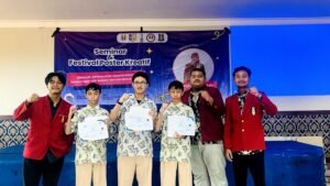 Festival Poster Kreatif: Siswa Kembar Smamga Surabaya Sabet Juara