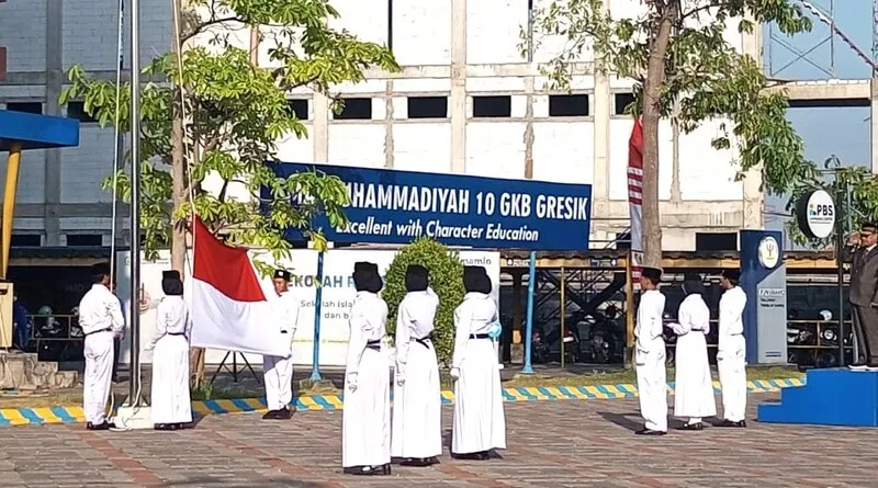 Ketua PDM Gresik Ajak Siswa Smamio Pacu Potensi dan Raih Prestasi di HUT ke-80 RI