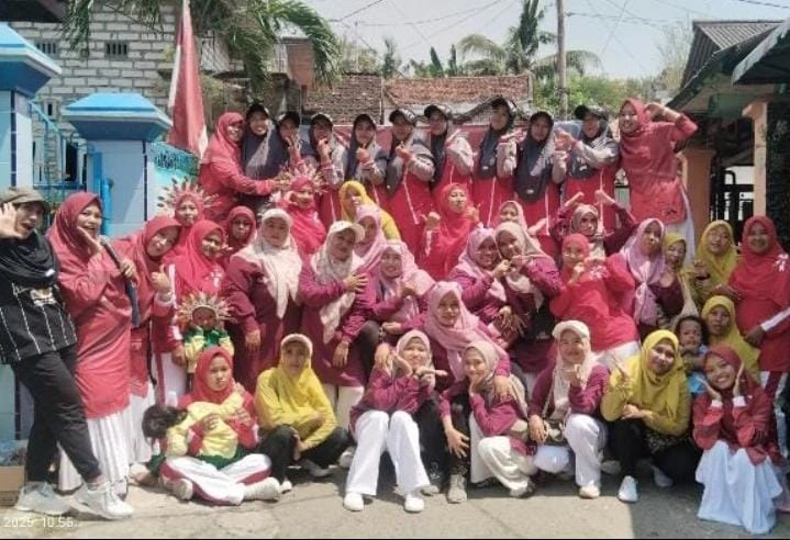 Senam Kreasi Wali Murid TK ABA 02 Karangasem Meriahkan HUT ke-80 RI
