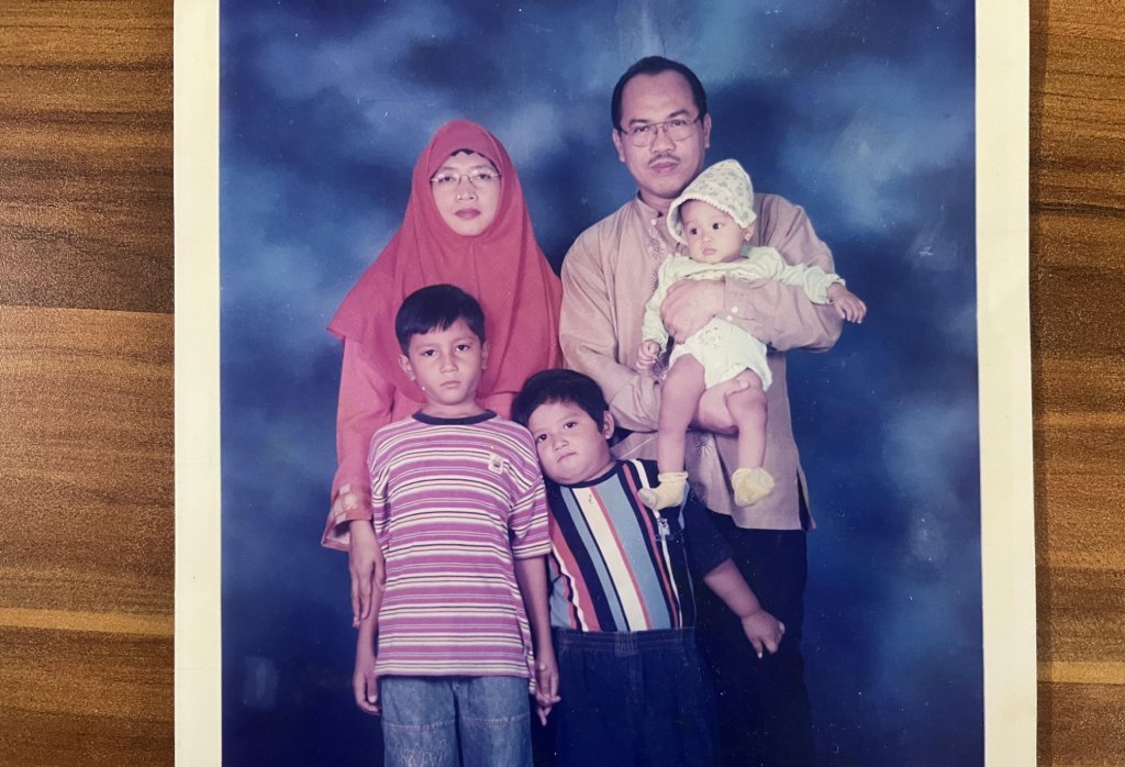 Dikukuhkan Jadi Guru Besar UM Surabaya, Ini Profil Lengkap Prof. Sukadiono 