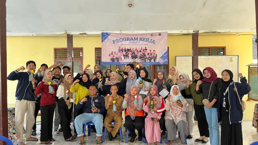 Inovasi Pertanian Berkelanjutan: KKN UMLA Desa Bluluk Gelar Penyuluhan Pembuatan Pestisida Nabati