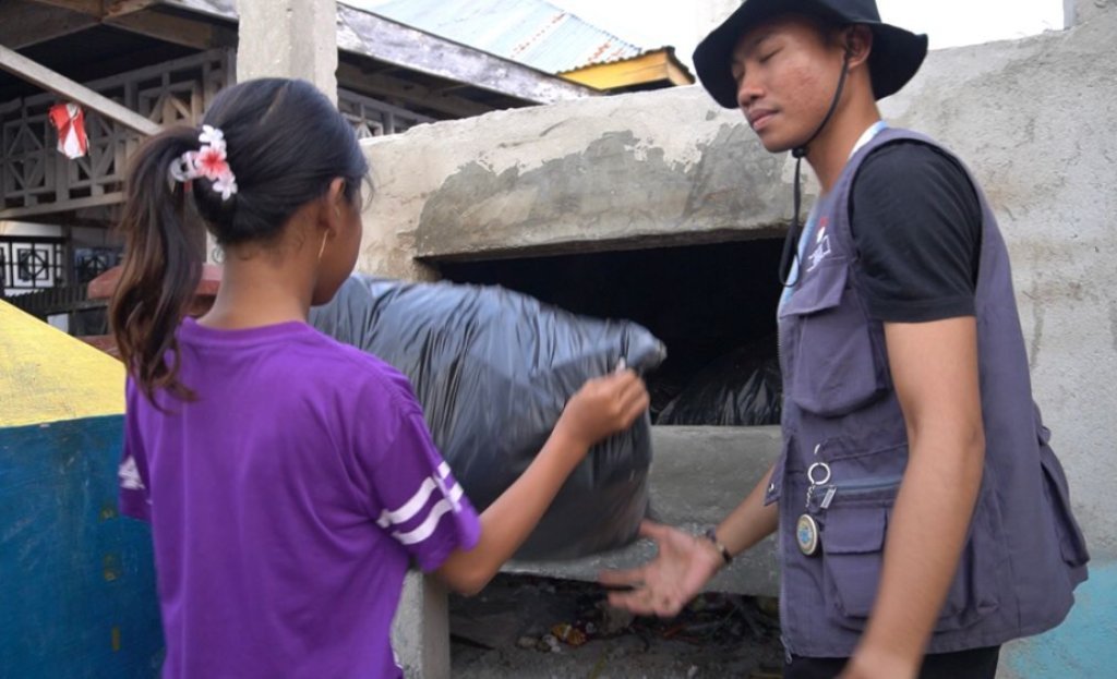 Inovasi Rocket Stove Mahasiswa UMY Selamatkan Laut Wakatobi dari Ancaman Sampah