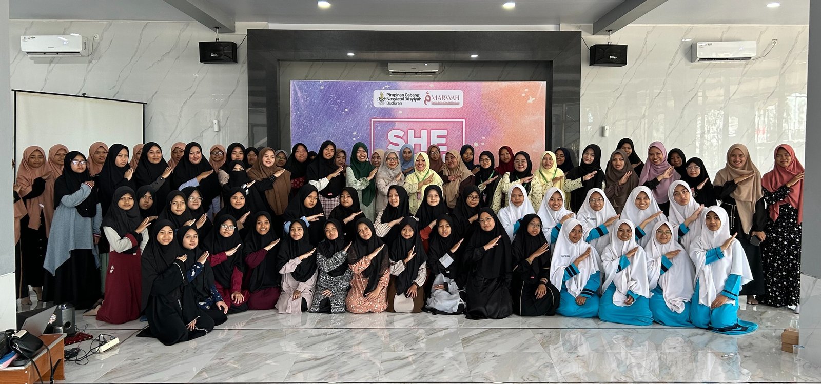 Sehat, Cerdas, dan Mencerahkan: PCNA Buduran gelar Talkshow Muslimah Gaungkan Pentingnya Kesehatan Reproduksi Perempuan