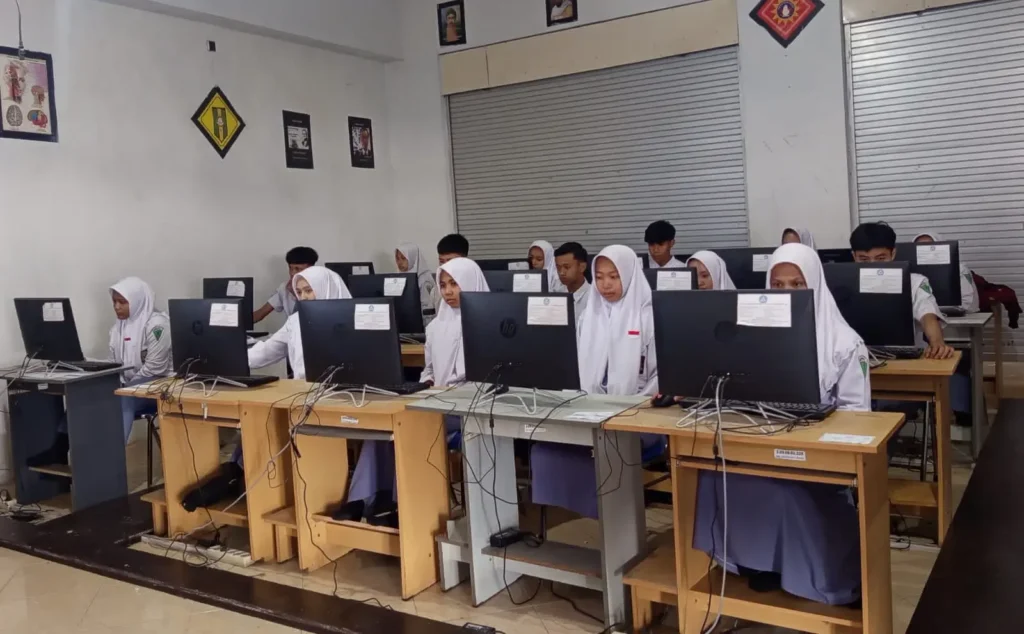 Laksanakan ANBK 2025, SMA Muhammadiyah 1 Babat Siapkan Siswa dengan Bimbel Pendukung