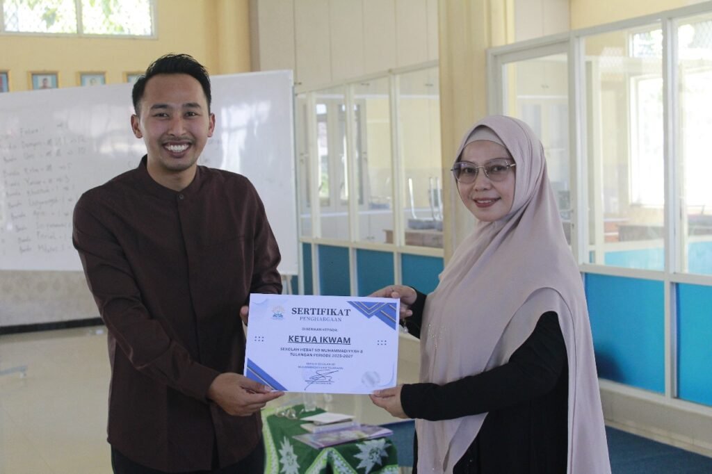 Pelantikan Ikwam SD Muhammadiyah 8 Tulangan: Wujud Sinergi Demi Pendidikan Berkualitas