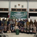 KKN Kelompok 23 UMG Ajak Petani Wotansari Sulap Sekam Padi Jadi Pupuk Bernutrisi Tinggi