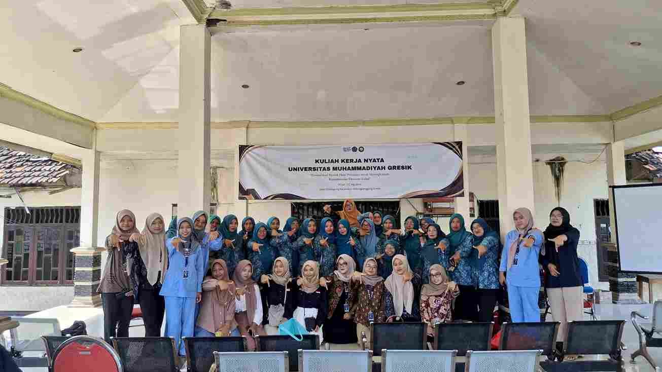 Sosialisasi Kanker Serviks di Desa Dohoagung: Langkah Konkrit untuk Meningkatkan Kesehatan Wanita