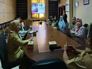 Temukan Kesenjangan Sosial, UM Gresik, Bappeda, dan Dinsos Bersinergi Berikan Solusi Nyata