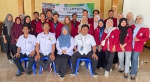 Mahasiswa KKN UM Surabaya sukses dukung program SELANTANG di Desa Sumbersono (2). (Istimewa/PWMU.CO)
