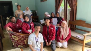 Penguatan UMKM Desa Karanganyar: Mahasiswa KKN Dampingi Legalitas hingga Digitalisasi