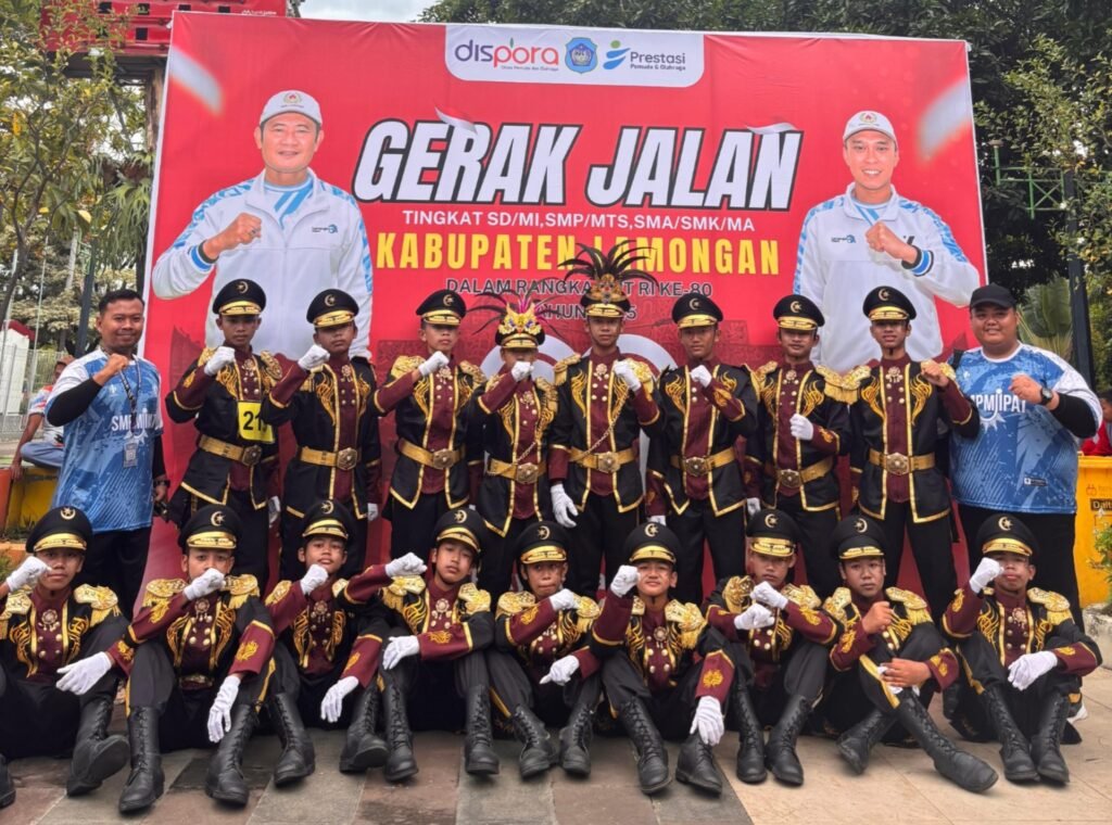 Sehat dan Bahagia, Siswa SMPM Jipat Karangasem Ikuti Lomba Gerak Jalan 7 Km Kabupaten Lamongan
