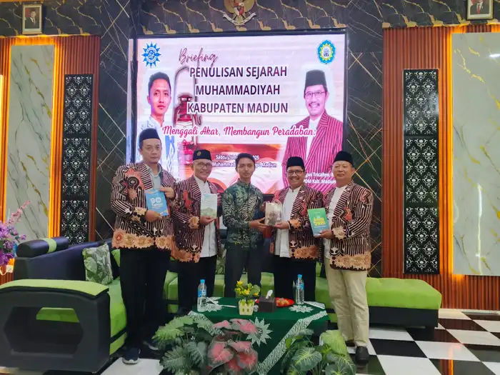 Jejak Persyarikatan di Kampung Pesilat: PDM Kabupaten Madiun Rintis Penulisan Buku Sejarah