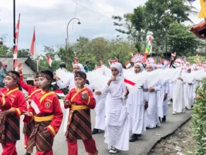 Dua Formasi, Satu Makna: Karnaval MIM Subulul Huda Pukau Ribuan Pasang Mata
