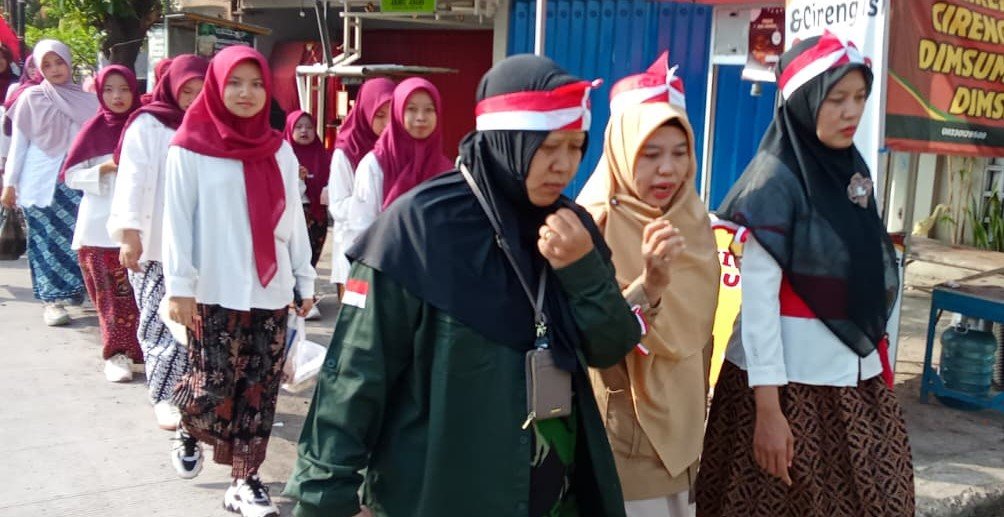 Smamuga Tulangan Rayakan HUT ke-80 RI dengan Pawai Kemerdekaan dan Program Jumat Berkah