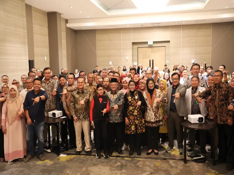 Foto bersama peserta kegiatan Advokasi Optimalisasi Fungsi Unit Layanan Disabilitas (ULD) Bidang Pendidikan (Istimewa/PWMU.CO)