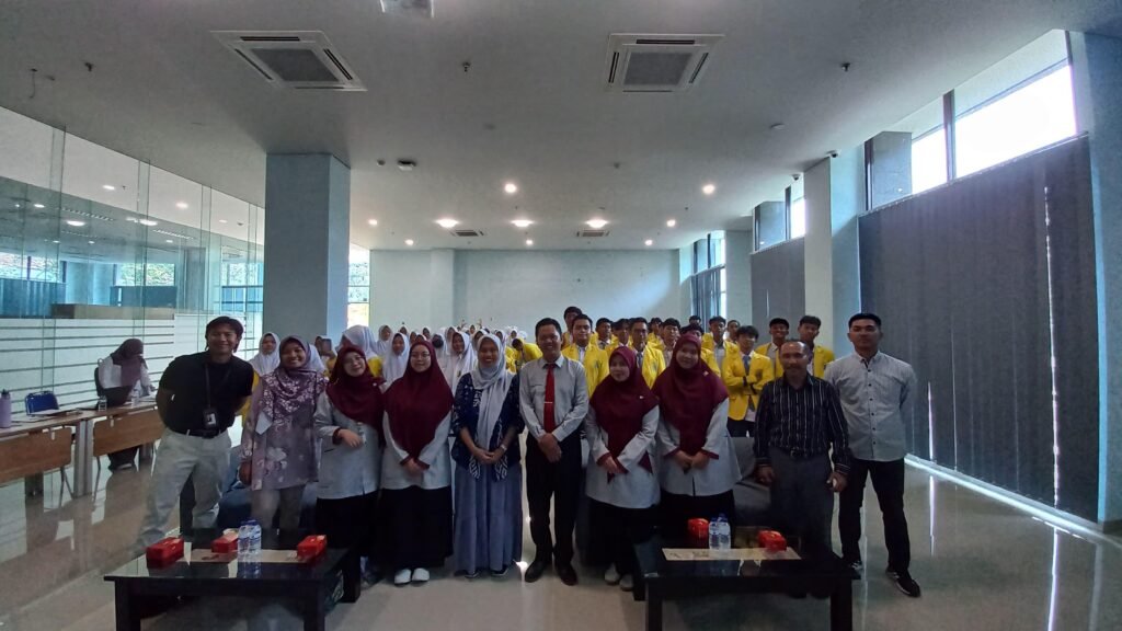 Siswa Smamio Ikuti Campus Visit ke UB dan UM