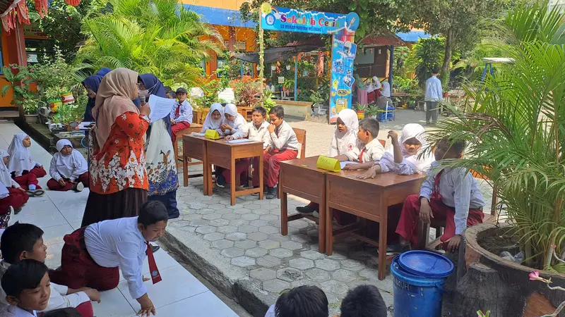 Ceria Beradu Otak, Murid SD Muhammadiyah Melirang Tunjukkan Semangat Juang