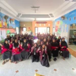 Wedang Jahe Bunga Telang, Inovasi Mahasiswa KKN UMG untuk Lansia Manyar Sidorukun