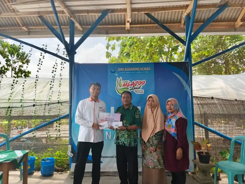 Lazismu Demak Gulirkan Program Peduli Guru di SMK Muhammadiyah Mlatiharjo
