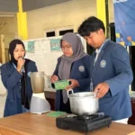 Mahasiswa KKN UMG Sulap Daun Kelor Jadi Moringa Grass Jelly, Minuman Segar Bernilai Jual