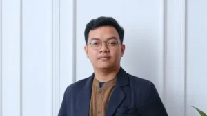 Segitiga Retorika dan Psikologi Persuasi dalam Konten Monolog Ryu Kintaro