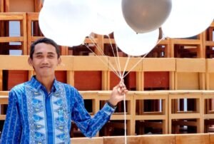 Guru Menanggung Beban Negara, Bukan Menjadi Bebannya
