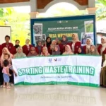 Mahasiswa KKN UM Surabaya Ajak Warga Wringinpitu Cintai Lingkungan lewat Penyuluhan Pengelolaan Sampah