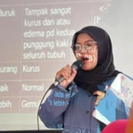 Cegah Stunting, KKN-T Umsida Beri Edukasi Gizi Seimbang dan Bagikan PMT di Desa Lajuk