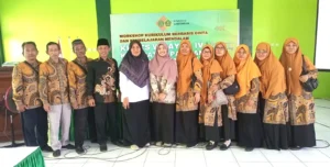 Tingkatkan Kompetensi, Guru MadtsaMutu Pondok Modern Paciran Ikuti Workshop Deep Learning dan KBC